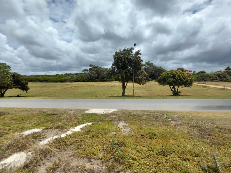 0 Bedroom Property for Sale in Paradise Beach Eastern Cape